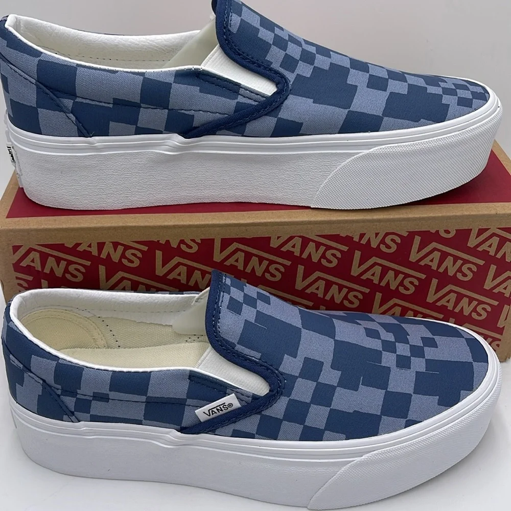 Vans WMNS Blue Checkered Classic Slip-On Sneakers Platforms Multi Check Blue